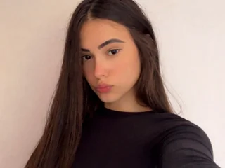 Luluzinha69 Tiny Tits webcam from Brazil